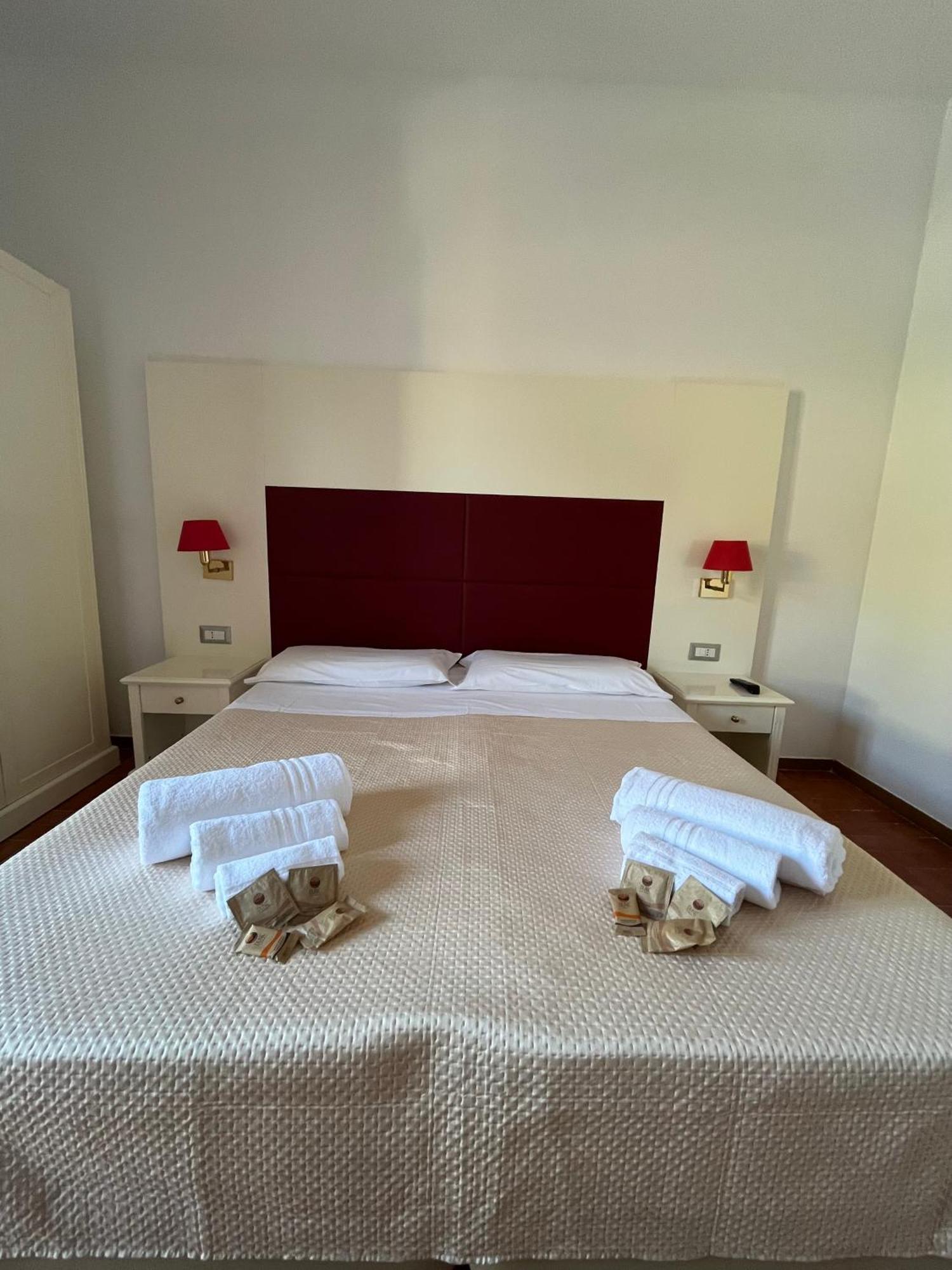 Tc Hotel Lido dei Pini Eksteriør billede